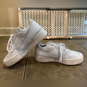 Ladies Adidas Sparkly Sneaker